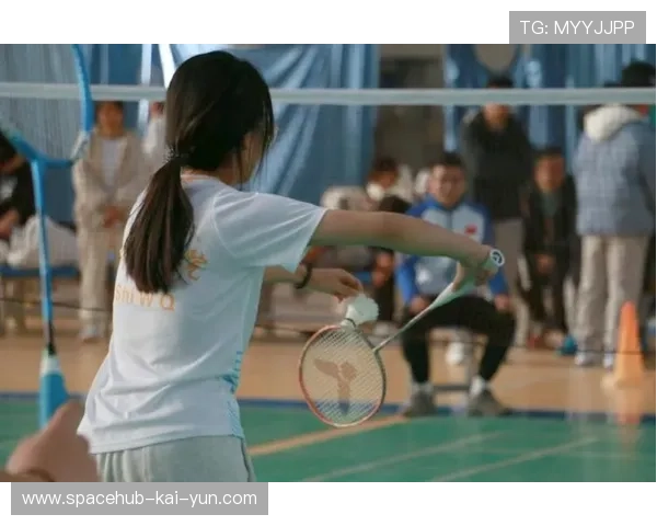 羽毛球步伐敏捷与方向调整训练：打造完美场上反应